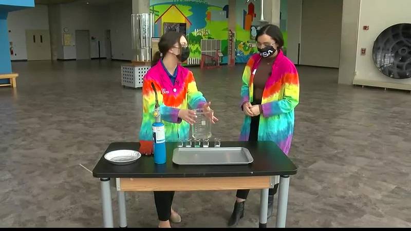 19 First Alert Science School: Playing with fire at the Great Lakes Science Center